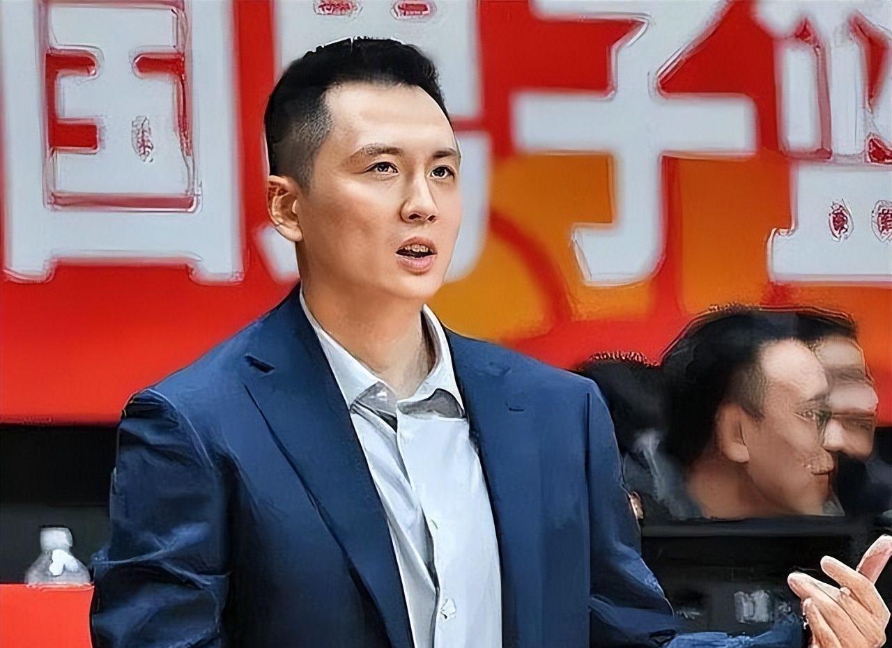 马刺锁定文班亚马黄金搭档:艾伦·格雷夫斯如何精准补充马刺前场最大短板