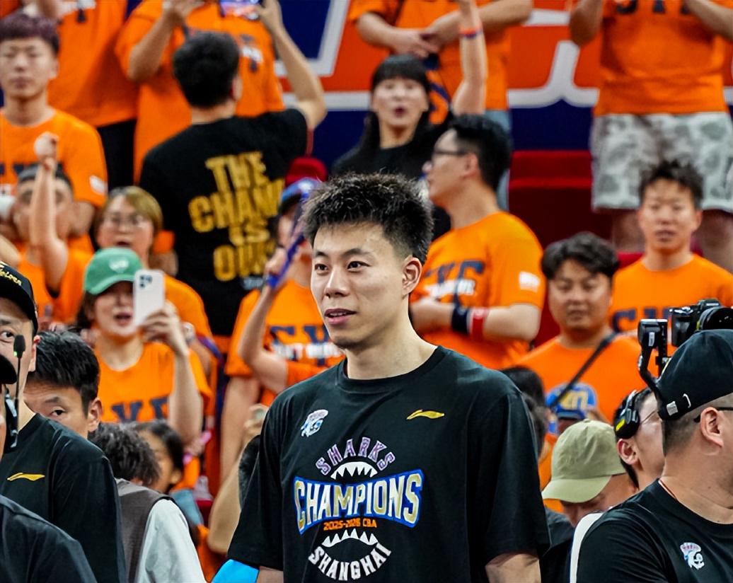 名记曝绿军拟交易得字母哥墨菲