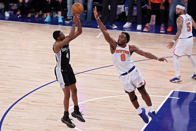 OG阿努诺比:站在英国篮球之巅的NBA冠军倒计时