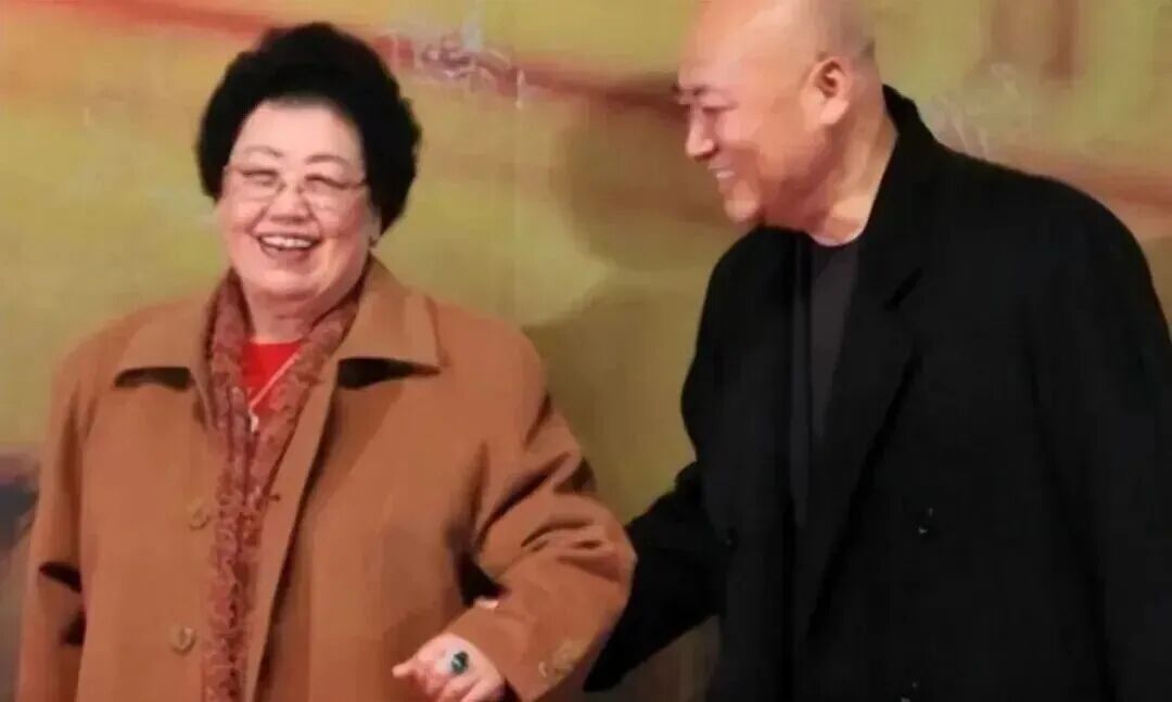 哈登休斯顿被捕,因车内非法携带枪支