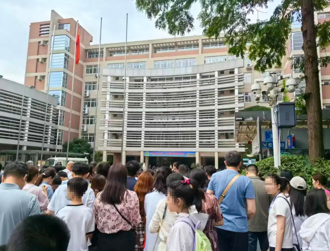 湖人今夏优先续约八村塁海斯