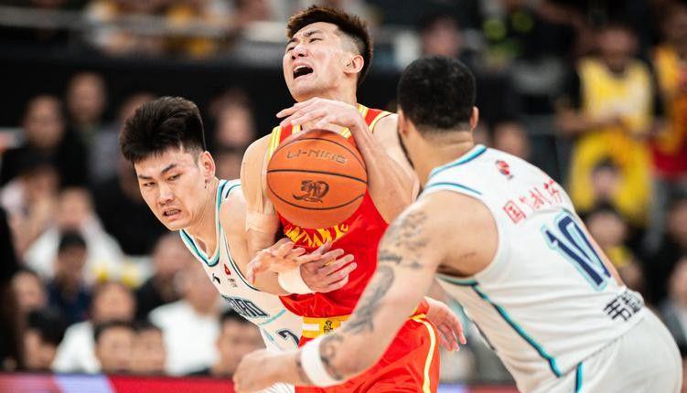 NBA总决赛尼克斯4:1战胜马刺