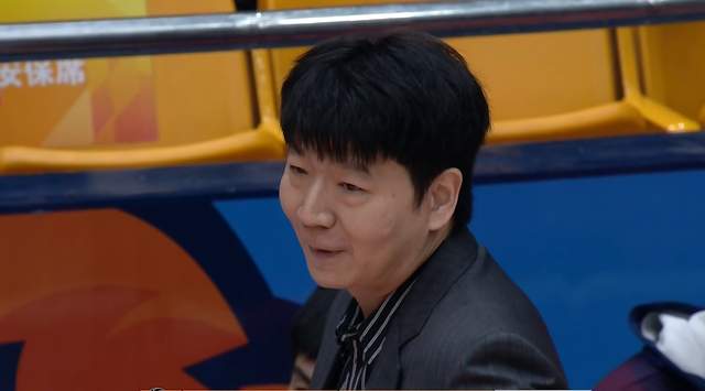 绿军布朗申请主播大学引球迷不满