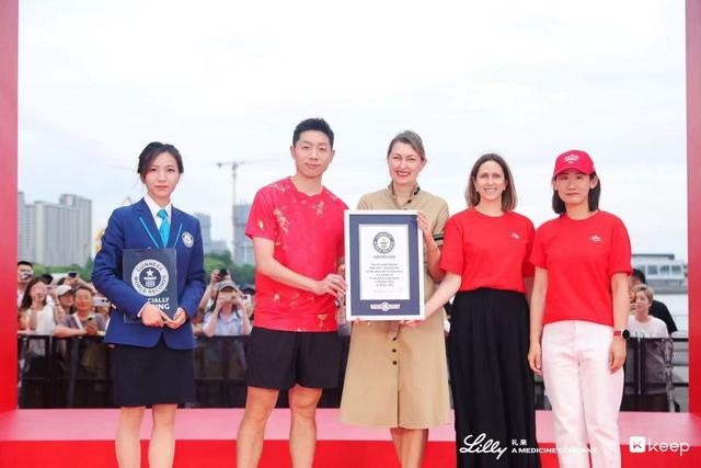 字母哥首选热火，雄鹿陷交易两难