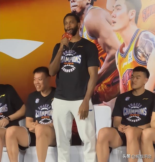 解读"想哭就哭吧!"背后故事