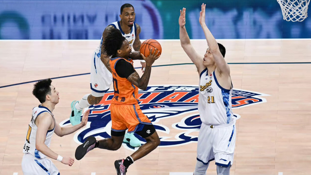 拿下NBA总冠军的纽约尼克斯队，还是联盟赚钱高手