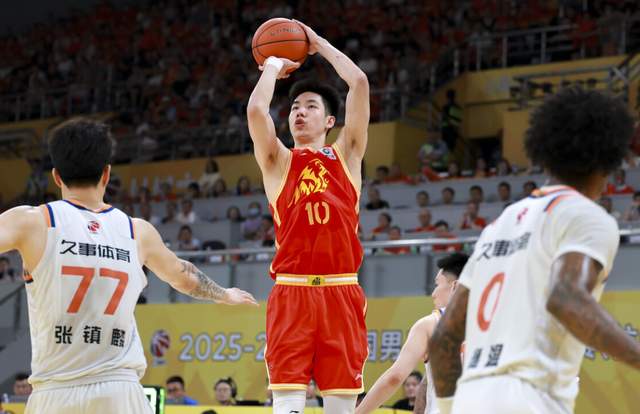尼克斯树立的残酷建队范本，全联盟29支球队都很难复刻！