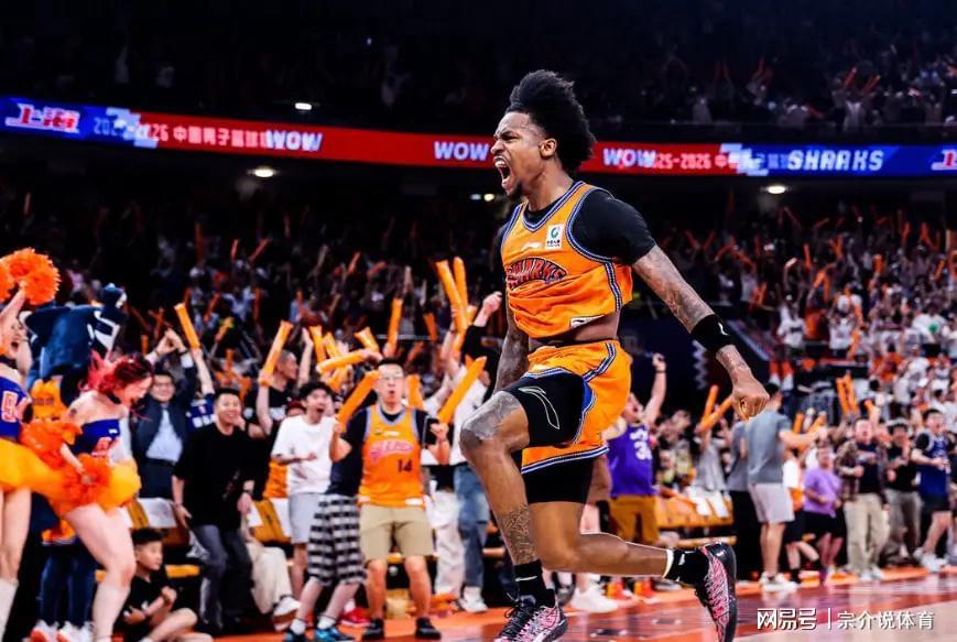 华体会体育-凌晨3点!哈登持枪被警方逮捕!骑士官方紧急回应