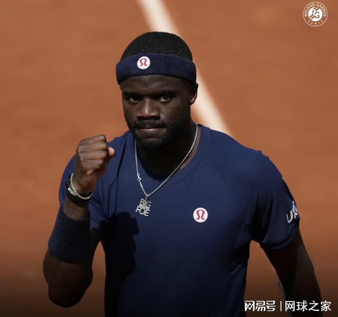 马刺侧翼大将：听他们在我们主场庆祝真的很难受，但我们会回来的
