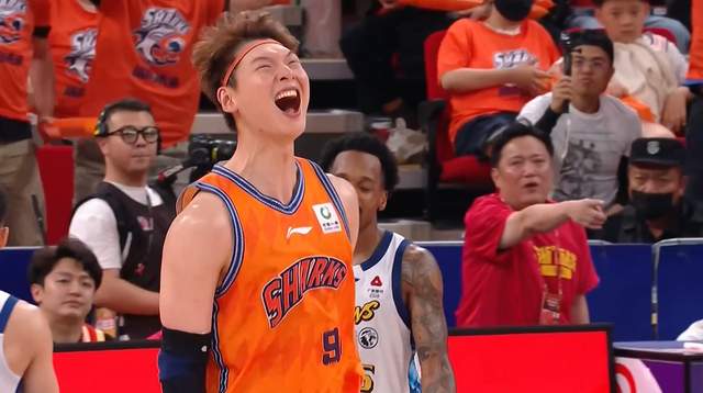 NBA总决赛战报:福克斯一级恶犯!马刺16分优势变3分,卡斯尔7中0