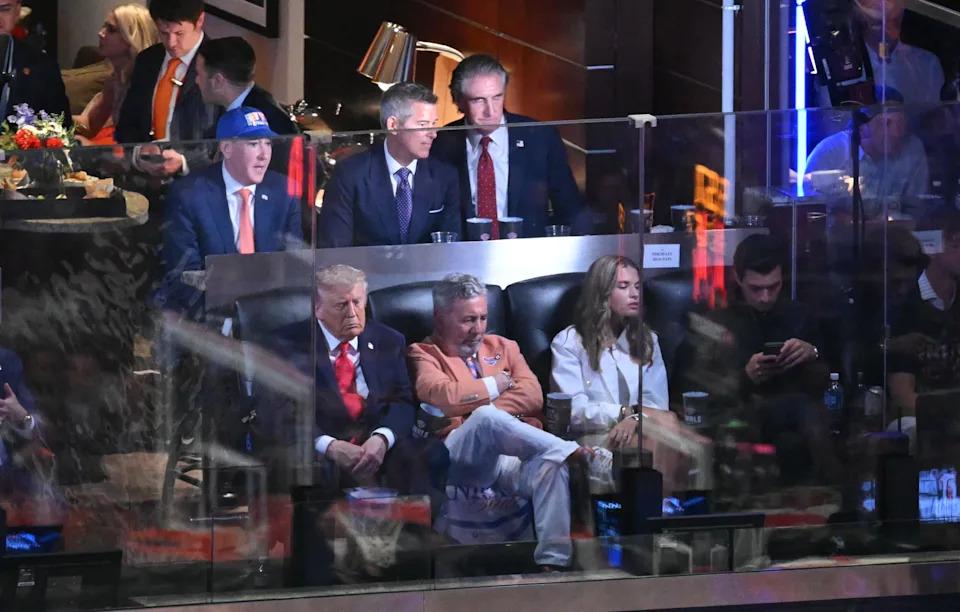 内线新星对于爵士的续约处理方法很不满意,湖人的机会来了?