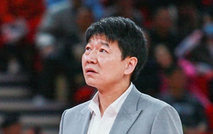 队报：巴黎卖拉莫斯和李刚仁收入破亿，将签阿克利乌舍和迪奥曼德