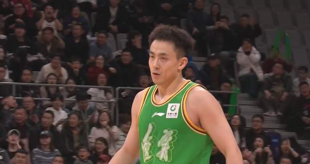 小埃梅里:前场能不断换位是法国队的优势,让对手难以盯防